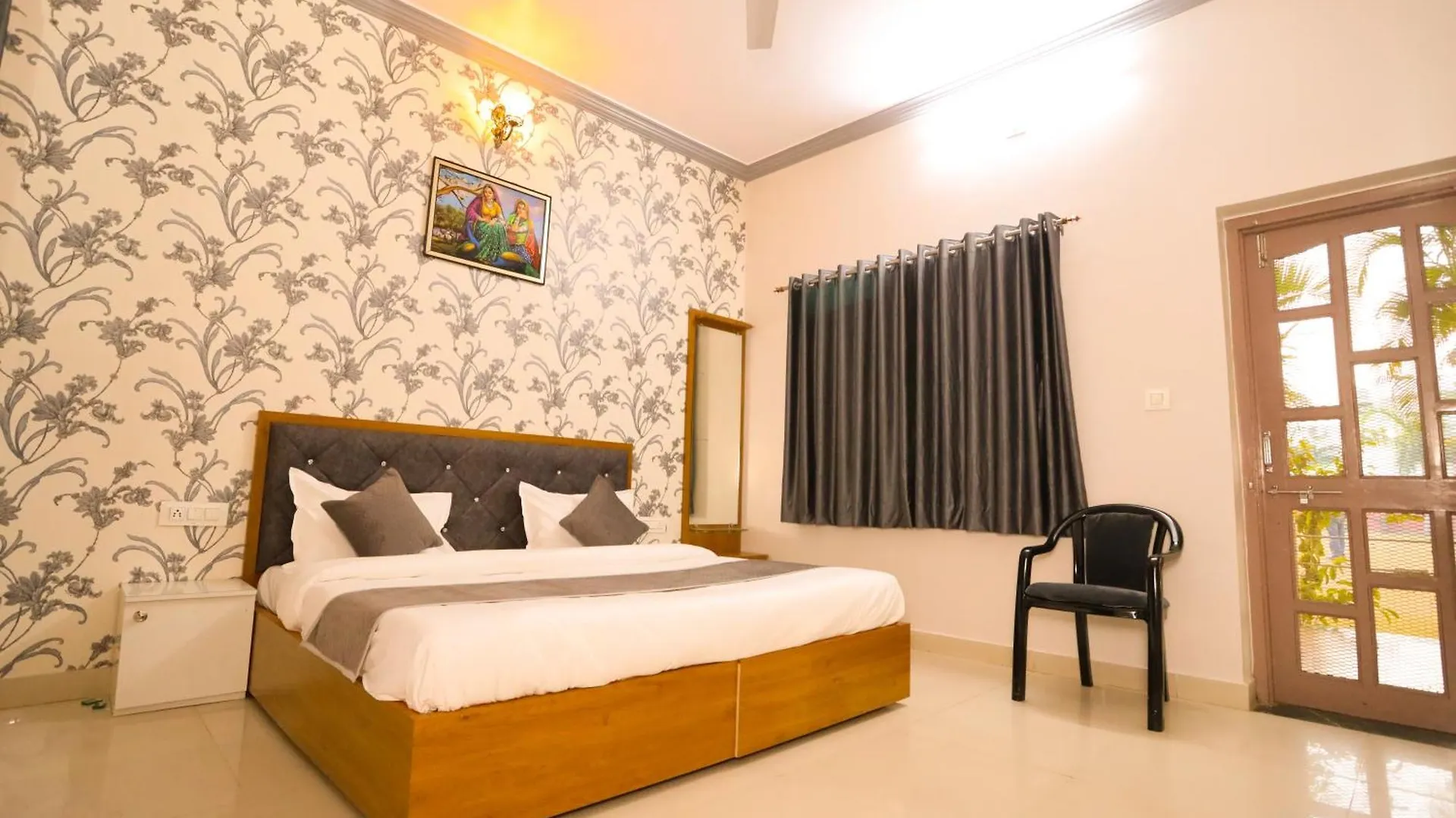 Raaya Resort Udaipur & Villa Pansiyon